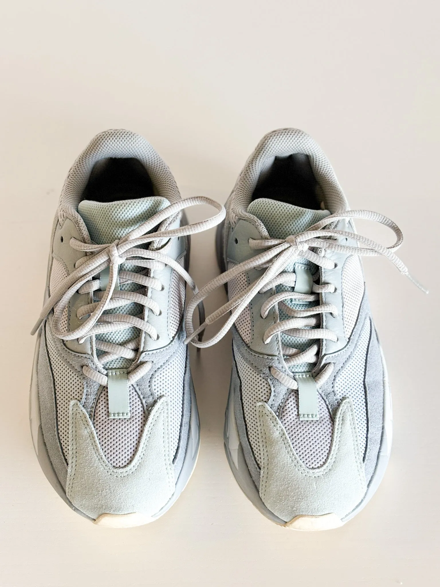 Boost 700 V1 Trainers