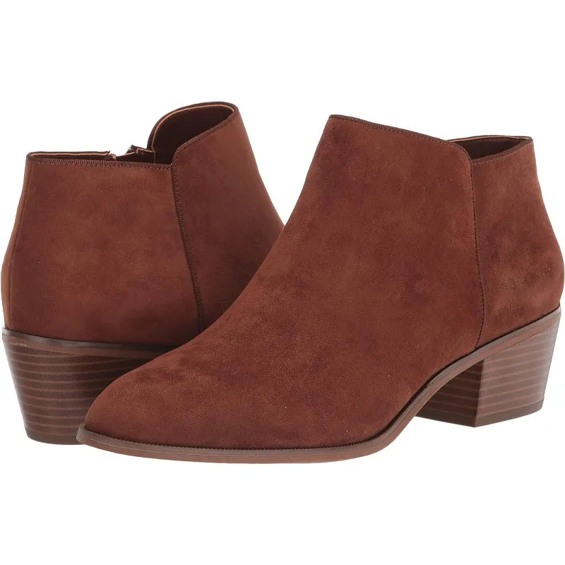 Elegant Zipper Closure Boots
