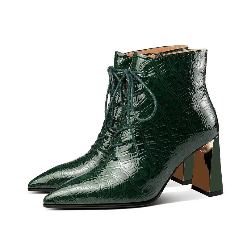 Serpatura Elegant Workspace Boots